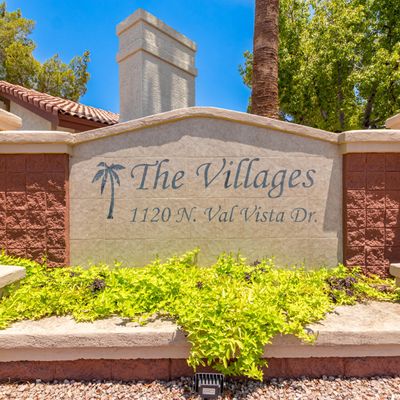 1120 N Val Vista Drive, Gilbert, AZ 85234