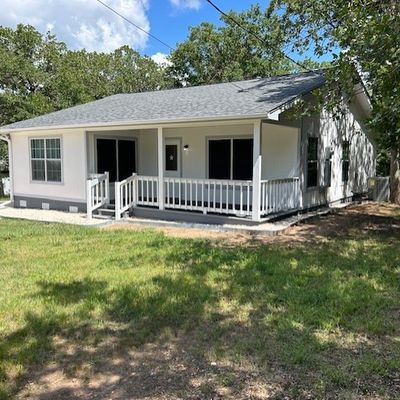 113 Laguna, Smithville, TX 78957