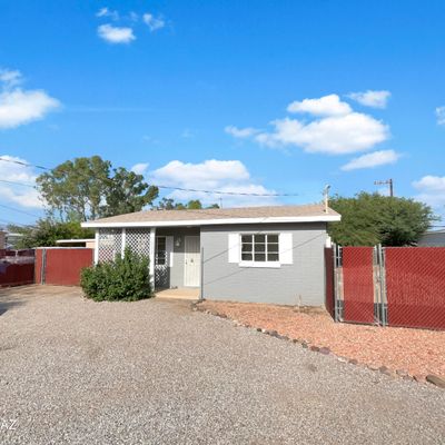 1002 N Columbus Blvd, Tucson, AZ 85711