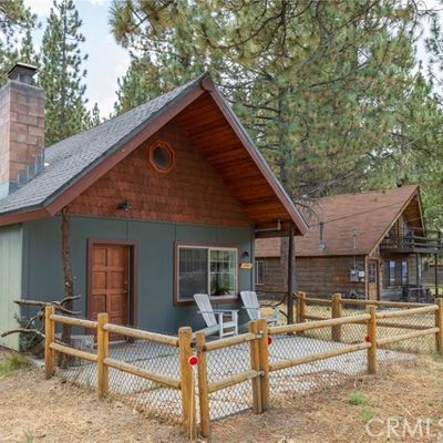 1002 W Country Club Blvd, Big Bear City, CA 92314