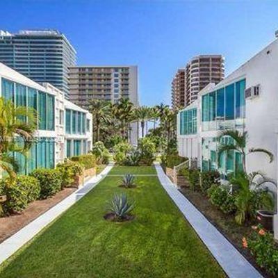 10178 Collins Ave, Bal Harbour, FL 33154