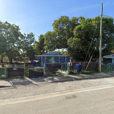 1018 Nw 26 Th St, Miami, FL 33127