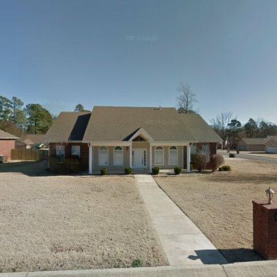 102 Golden Eye Ct, Hot Springs National Park, AR 71901