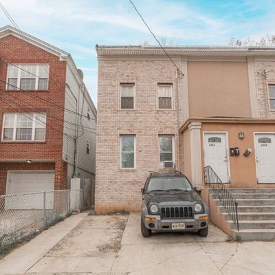 1022 Laura St, Elizabeth, NJ 07201