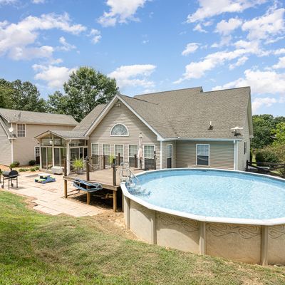 1024 Smith Thompson Rd, Bethpage, TN 37022