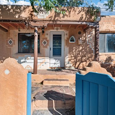 1029 W Houghton St, Santa Fe, NM 87505