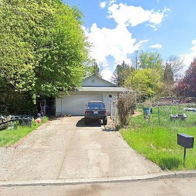 103 N Hubbard Ave, Yacolt, WA 98675