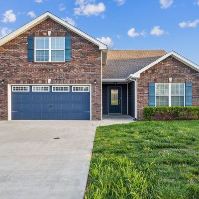 1044 Charles Thomas Dr, Clarksville, TN 37042