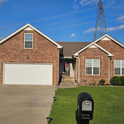 1045 Chardea Dr, Clarksville, TN 37040