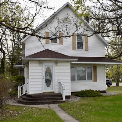 105 Main St N, Karlstad, MN 56732