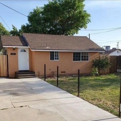 121 Roberts Ln, Bakersfield, CA 93308