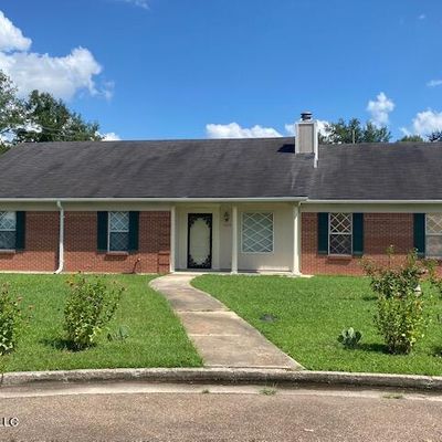 1224 St George Cv, Clarksdale, MS 38614