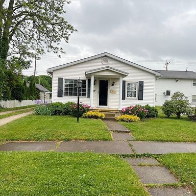 1226 E Main St, Coshocton, OH 43812