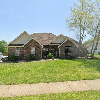 1228 E Ritter St, Republic, MO 65738