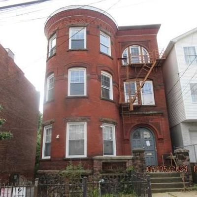 126 128 3rd Avenue, Newark, NJ 07104