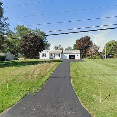 1263 Old State Rd, New Castle, PA 16101