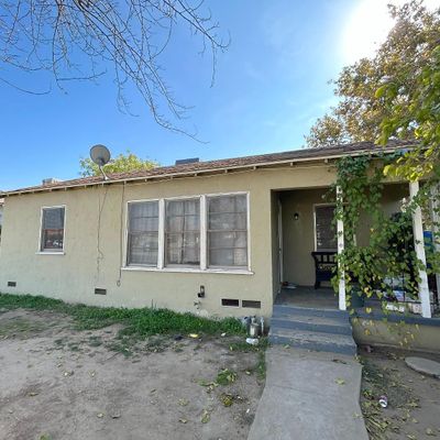 127 Bernard St, Bakersfield, CA 93305