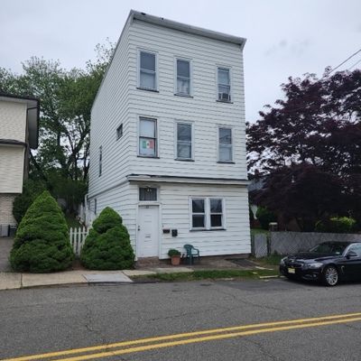 127 Oak St, Clifton, NJ 07014