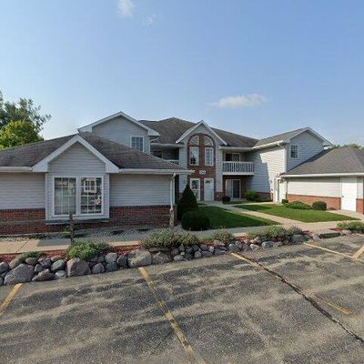 1280 Village Centre Dr #3, Kenosha, WI 53144