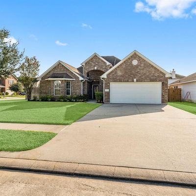 12911 Spruce Cir, Tomball, TX 77375