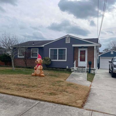 13 W Lee Ave, Absecon, NJ 08201