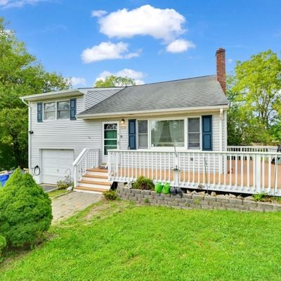 13 Wilson Dr, Ogdensburg Boro, NJ 07438