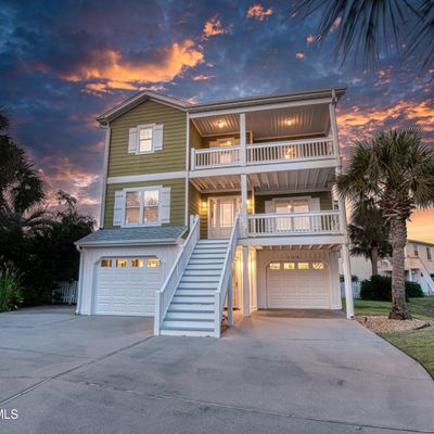 130 Heather Ln, Kure Beach, NC 28449