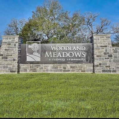 130 Woodland Meadows Lane, La Grange, TX 78945