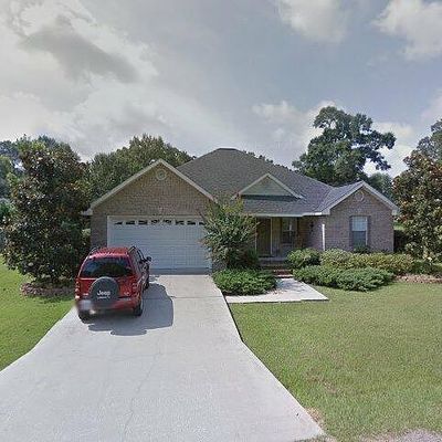 131 Maria St, Poplarville, MS 39470