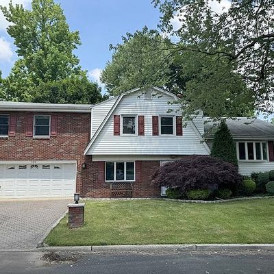 131 Prospect Ter, Teaneck, NJ 07666