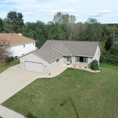 1313 Villa Park Dr, West Bend, WI 53090