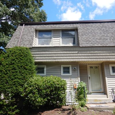 132 Sheraton Lane #132, Norwich, CT 06375