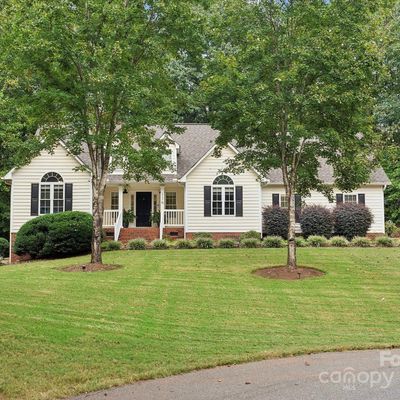 116 High Shoals Ln, Statesville, NC 28677