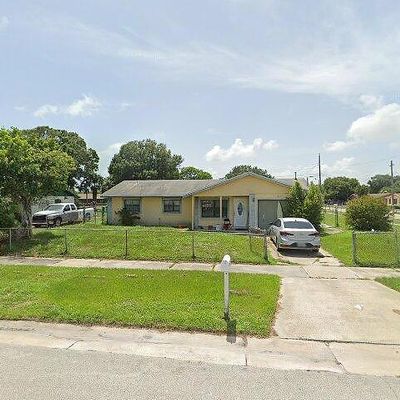 117 Bedford Dr, Fort Pierce, FL 34946