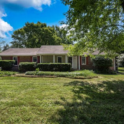 117 Hickory Hill Dr, Cottontown, TN 37048