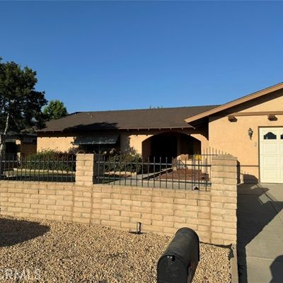 1175 Mulberry Ln, Calimesa, CA 92320