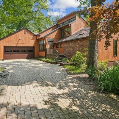 12 Forest Dr, Newton, NJ 07860