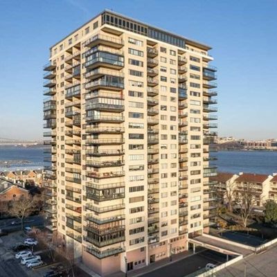 1203 River Rd #10 K, Edgewater, NJ 07020