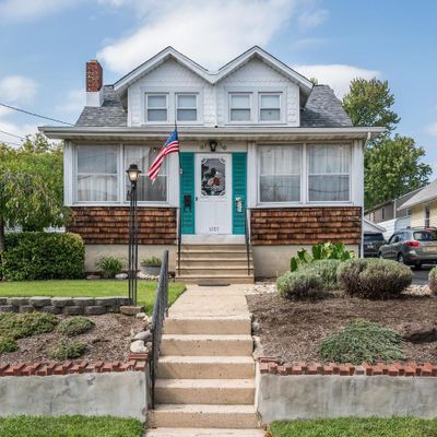 1207 Walnut Ave, Haddon Township, NJ 08107