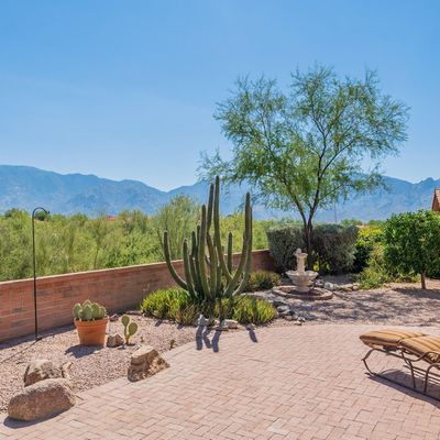 14132 N Biltmore Dr, Oro Valley, AZ 85755