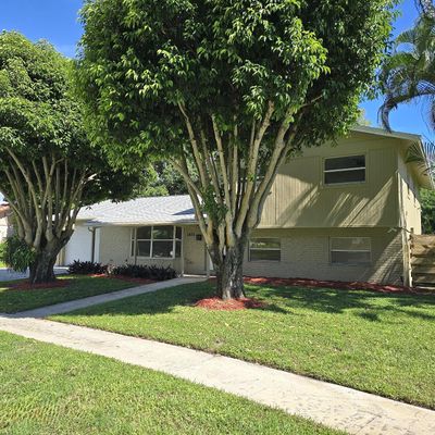 1425 40 Th St, West Palm Beach, FL 33407