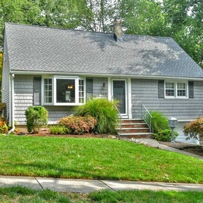 143 Summit Ave, Waldwick, NJ 07463