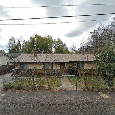 1438 Live Oak Ln, Auburn, CA 95603