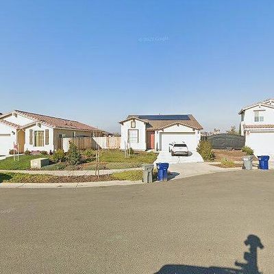 1439 Vanguard Ct, Merced, CA 95348