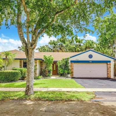 14610 Kirsten Ct, Davie, FL 33325