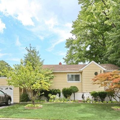 15 Mckinley Pl, Bergenfield, NJ 07621