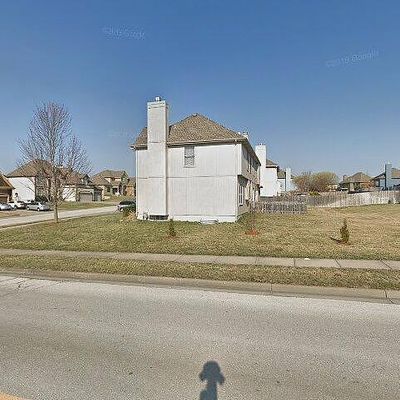 1500 Sw 42 Nd Ct, Lees Summit, MO 64082