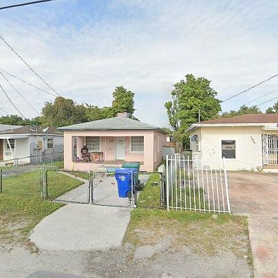 1555 Nw 70 Th St, Miami, FL 33147