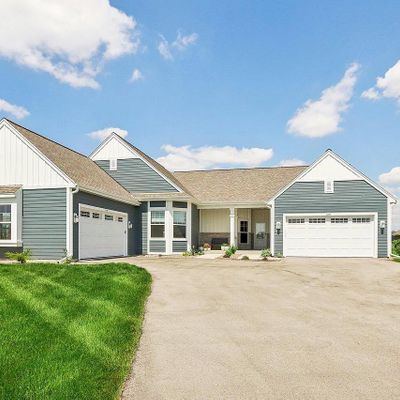 1380 Prairie Creek Circle #16, Oconomowoc, WI 53066