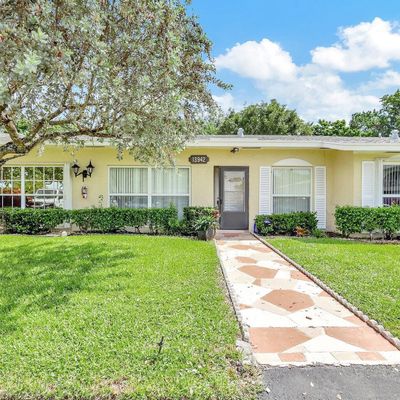 13942 Via Flora, Delray Beach, FL 33484